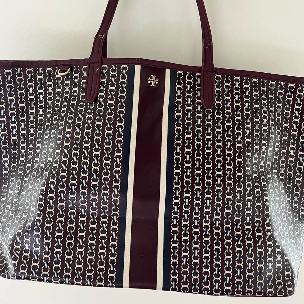 Maroon Tory Burch tote bag